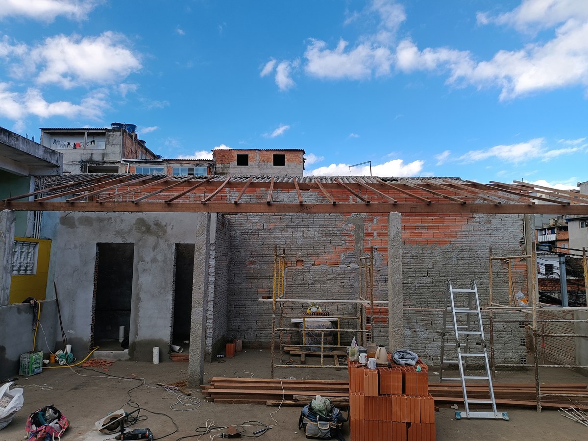 Estrutura de Madeira para Cobertura Residencial